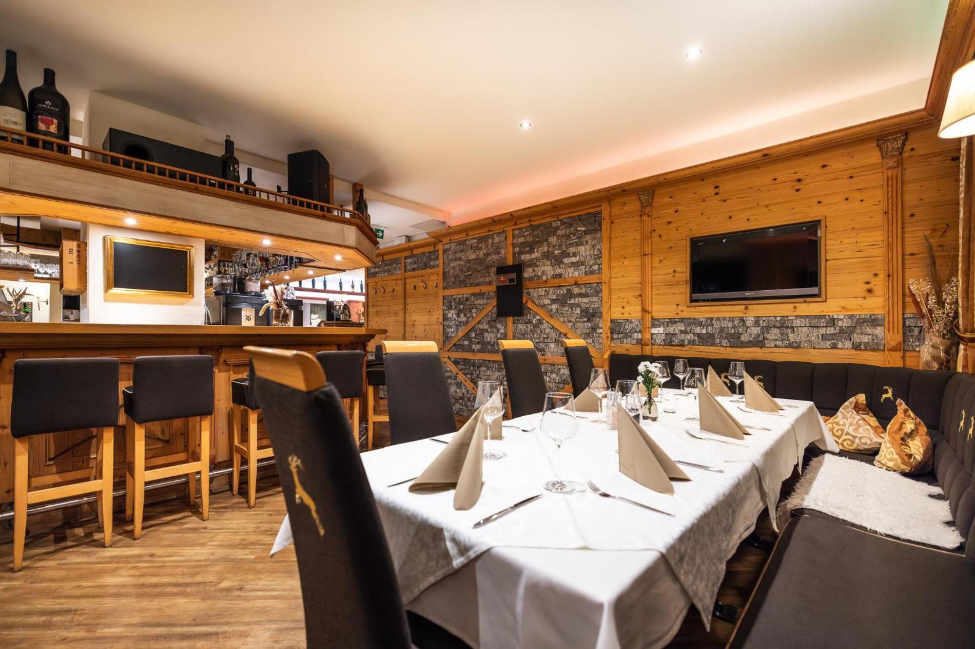 Hotel Hubertus Sankt Johann im Pongau Bagian luar foto