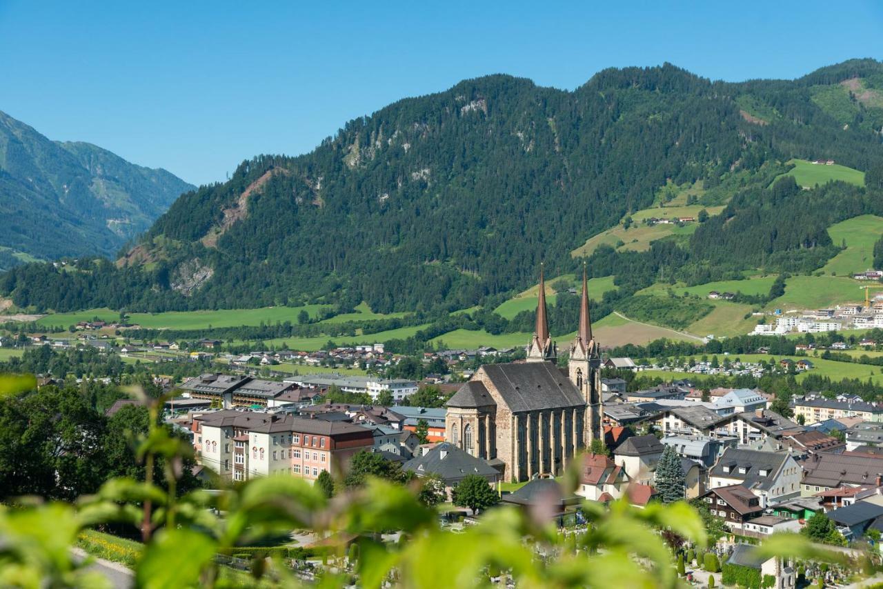 Hotel Hubertus Sankt Johann im Pongau Bagian luar foto
